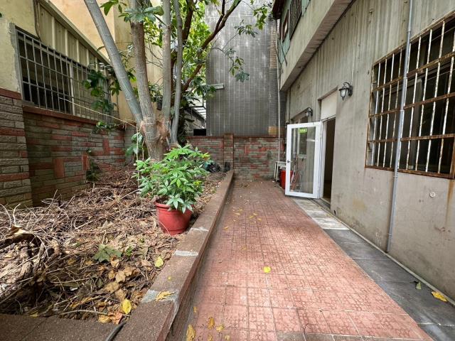 台中西屯透天-8